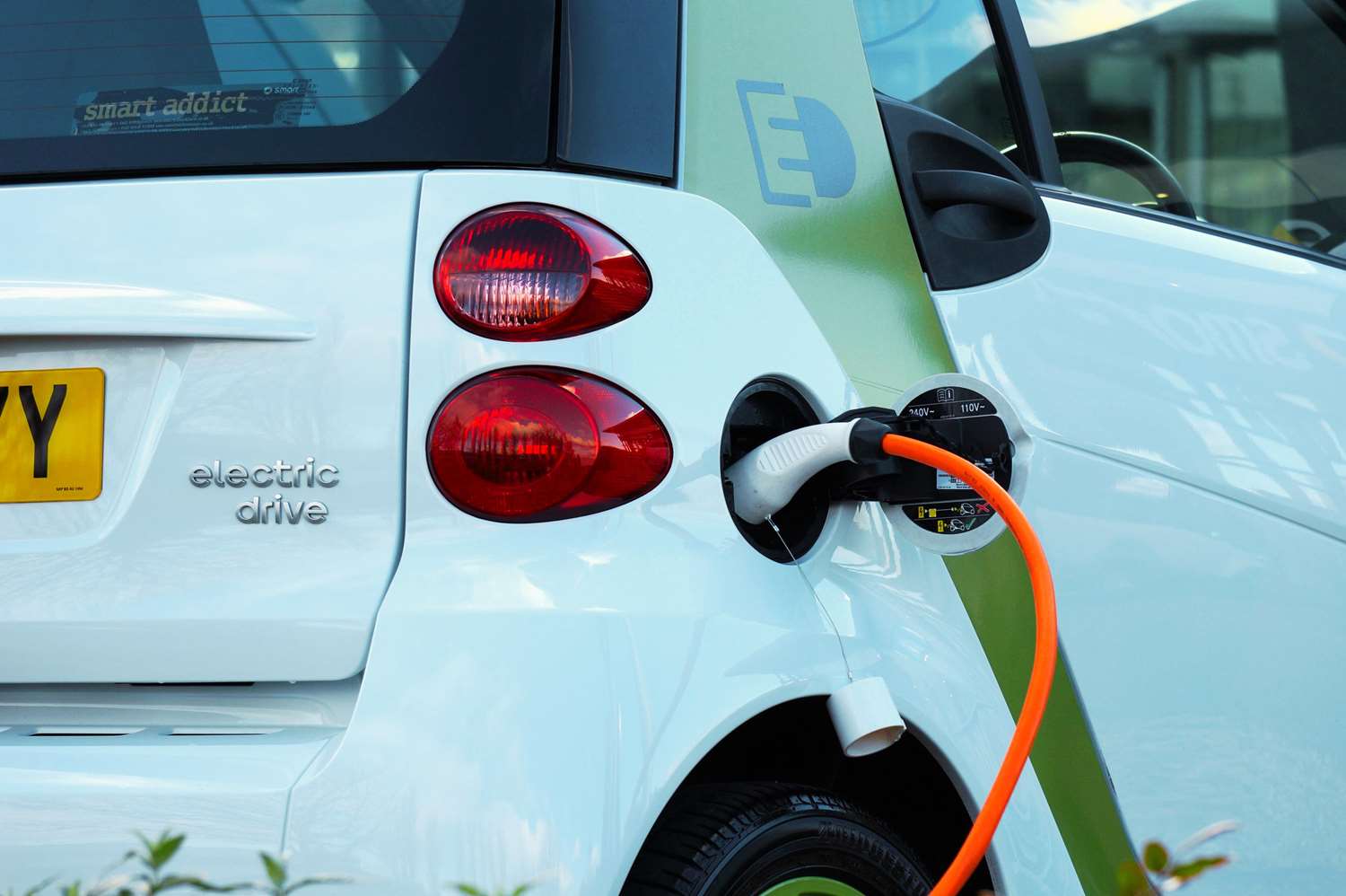 Borne de recharge électrique